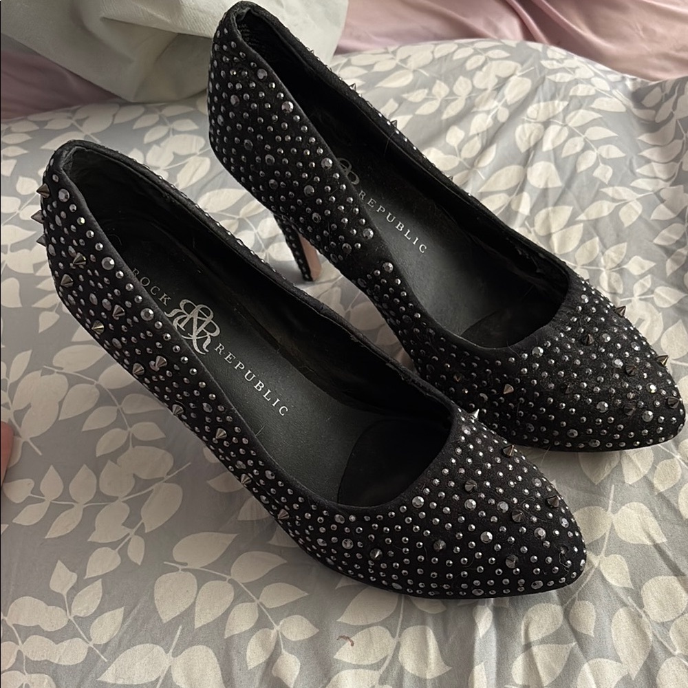 Rock & Republic Black Studded Heels